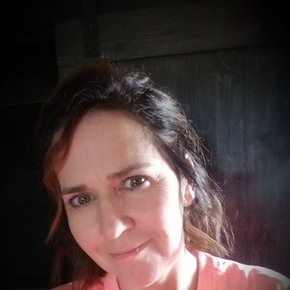 Meet your Posher, Carmen - Picture 1 of 1